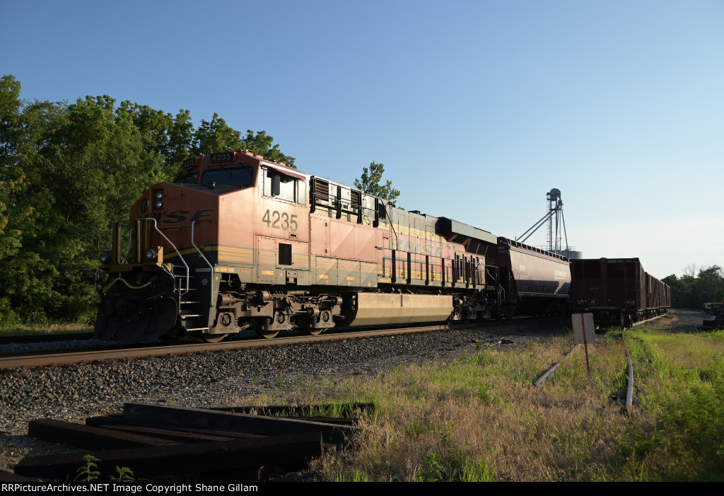 BNSF 4235 Dpu